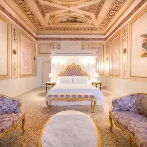 Ca' Bonfadini Historic Experience Венеция
